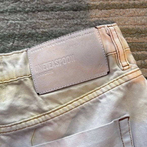 One Teaspoon tie dye low waist Bandits short - Picture 5 of 7